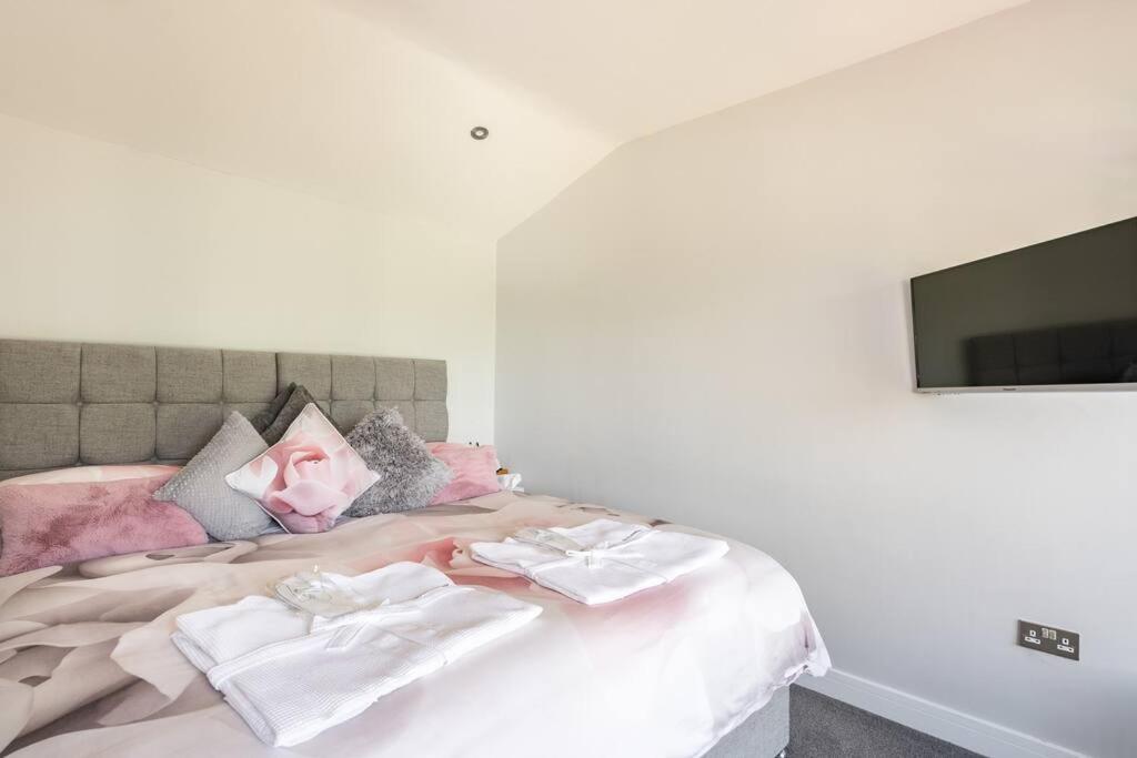 The Summerhouse, Countryside Retreat With Private Hot Tub Bridgnorth Eksteriør bilde