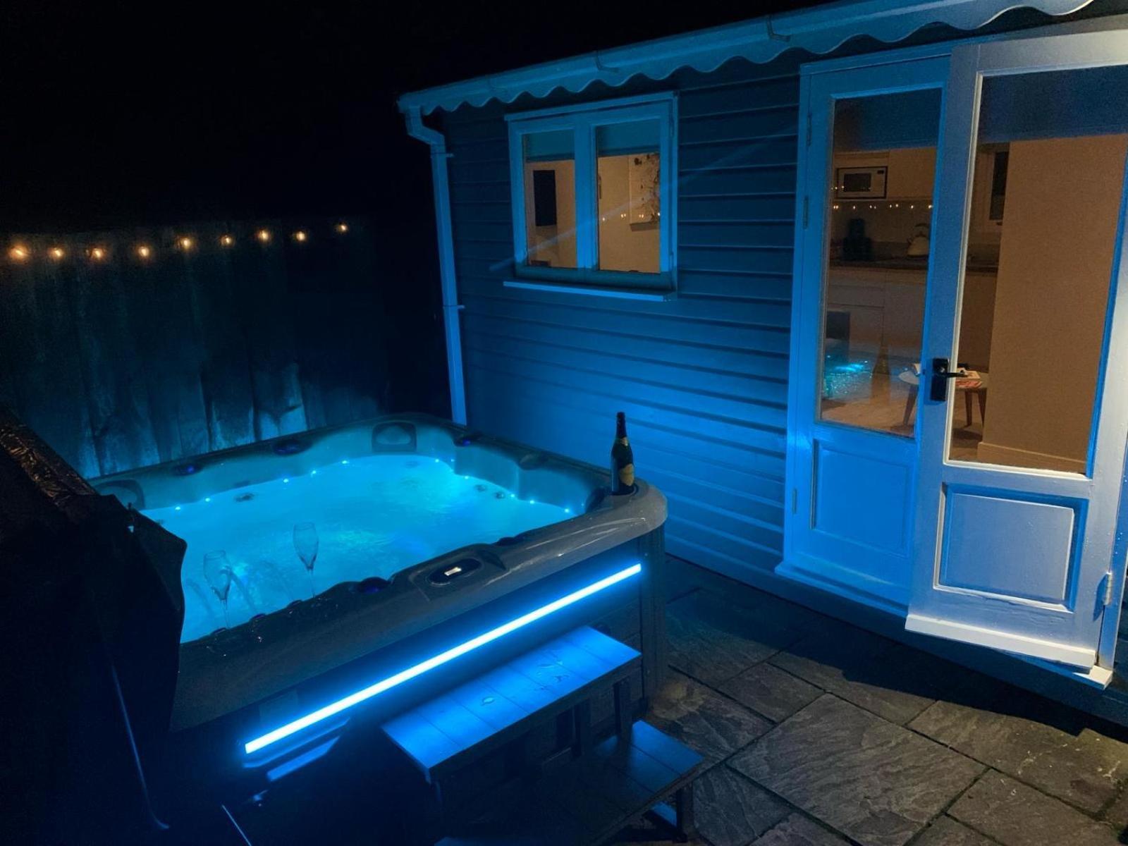 The Summerhouse, Countryside Retreat With Private Hot Tub Bridgnorth Eksteriør bilde